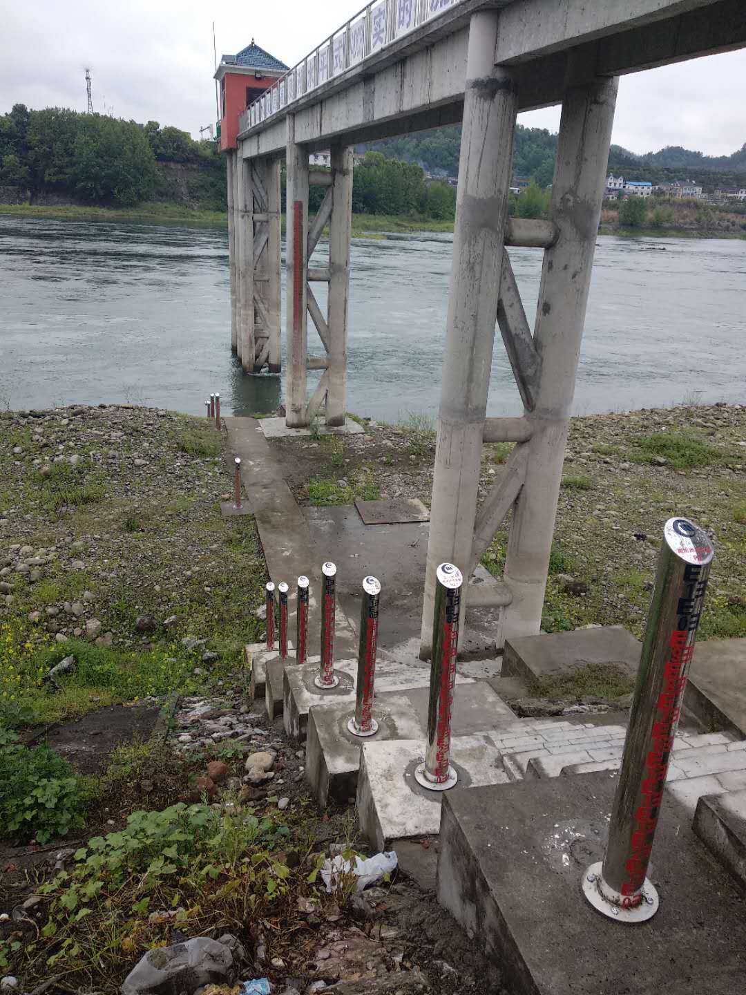 定制各種水尺，不銹鋼圓柱水尺
